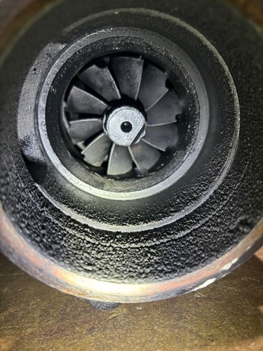 Holset HX40W Turbocharge for Cummins ISC Diesel Engine 4036429, 4036430 - Picture 7 of 8