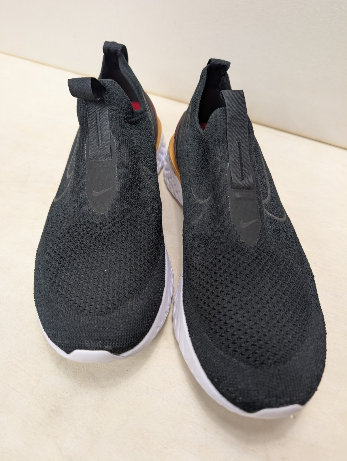 Nike Womens Epic Phantom React Flyknit BV0415-004- Black University Red Size 8.5 image 3