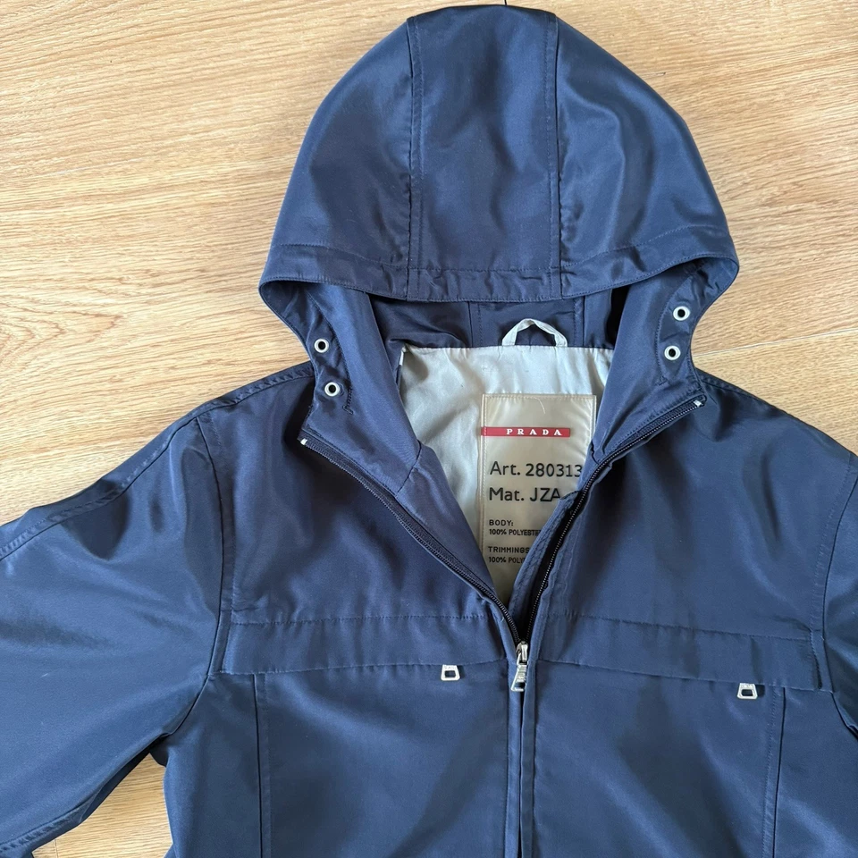 Prada Women Jacket Large U.K. 10/12 Genuine - Image 2 of 4