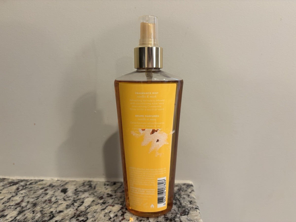 Victoria's Secret VANILLA LACE 8.4 oz Fragrance Mist Body Spray