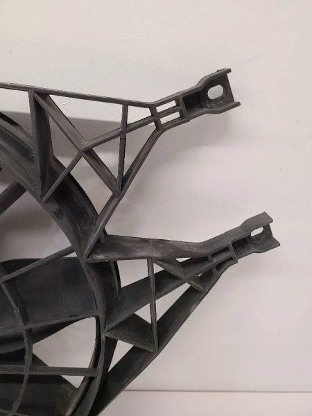 2000-2004 DODGE DAKOTA Radiator Fan Motor Fan Assembly 52030033AB Foto 2 de 4