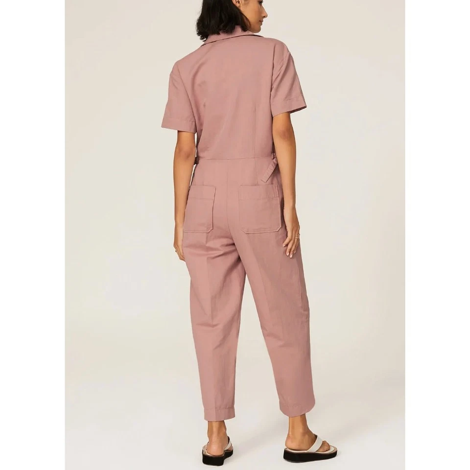 Mono utilitario Club Monaco rosa manga corta TALLA 2 relajado $249 Foto 4 de 4
