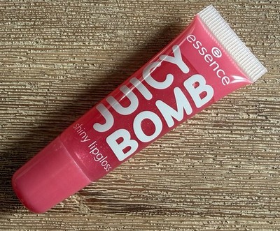 Essence Juicy Bomb 005 Mellow Marshmallow Lipgloss
