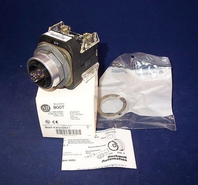 Allen Bradley illuminated Push Botton 800T-FXQ10XA1 OVP