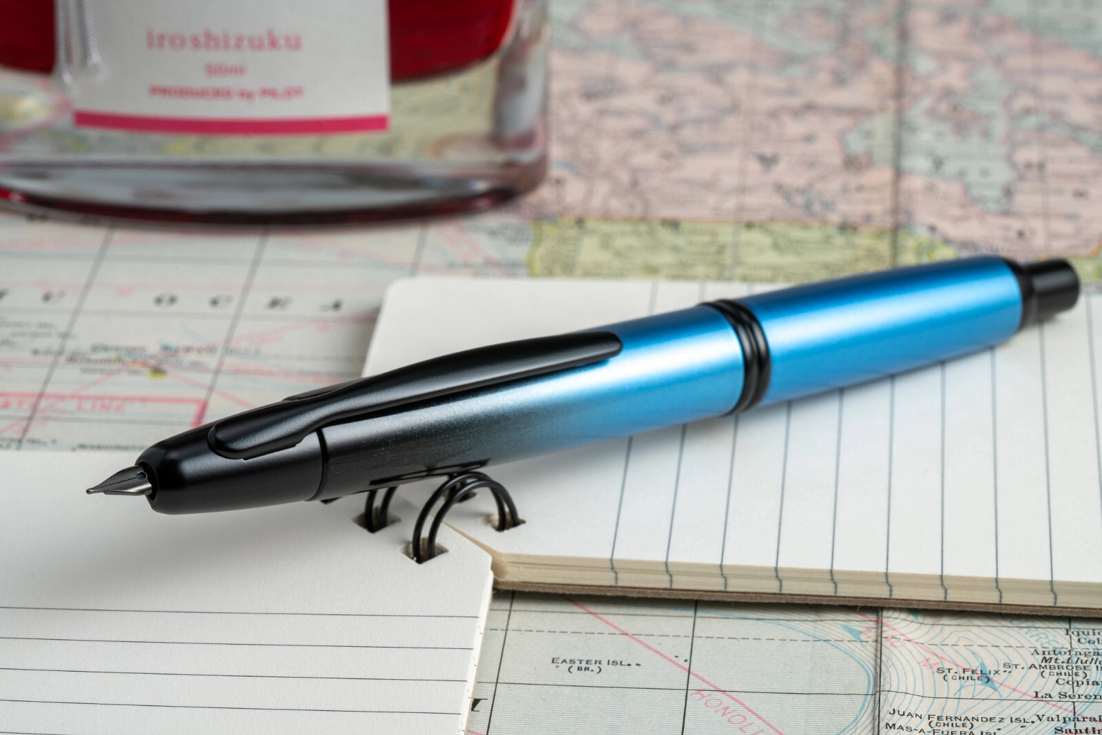Pilot Vanishing Point 2021 Limited Edition Black Ice Fountain Pen