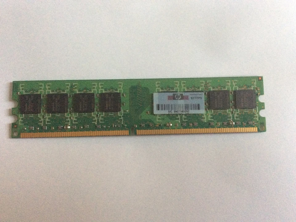 Hynix PX976AA-HY 10 X 1GB 2Rx8 PC2-5300U 555-12 - Image 2 of 3