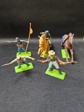 Lot of 5 Vintage 1971 Deetail American Calvary Figures Made In England