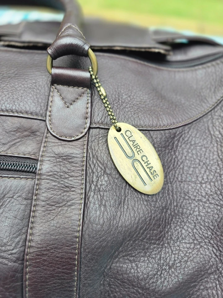 Bolso de mano Claire Chase de cuero genuino Foto 2 de 4