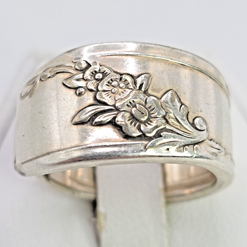 STUNNING .925 Antique Sterling Silver Estate Ring Size 7.5