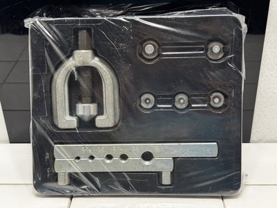 PT W80670 1/2'' Double Flare Tool Set