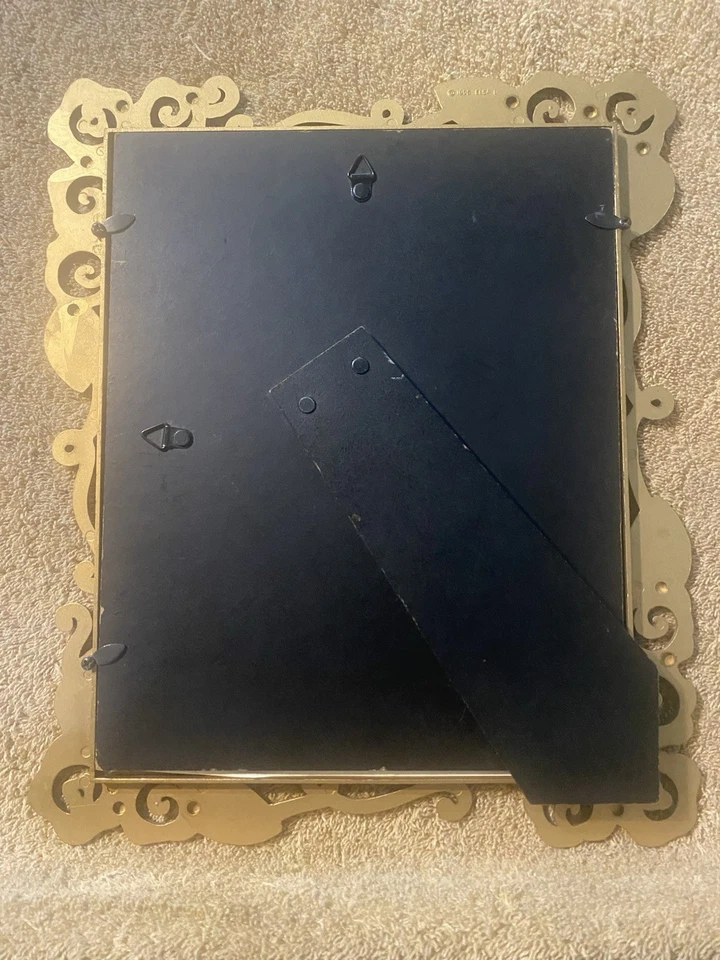Vintage 1996 Elsa L Metal Photo Picture Frame Roses Gold HOLDS 8 x 10 with glass - Image 3 of 4