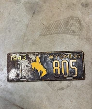 1943 WYOMING WY LICENSE PLATE TAG # 8 -805  Platte County