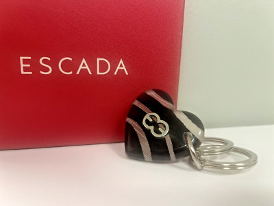 NEW!  VINTAGE ESCADA ZEBRA HEART DOUBLE  E  LOGO KEY CHAIN FOB, BLK/SILVER