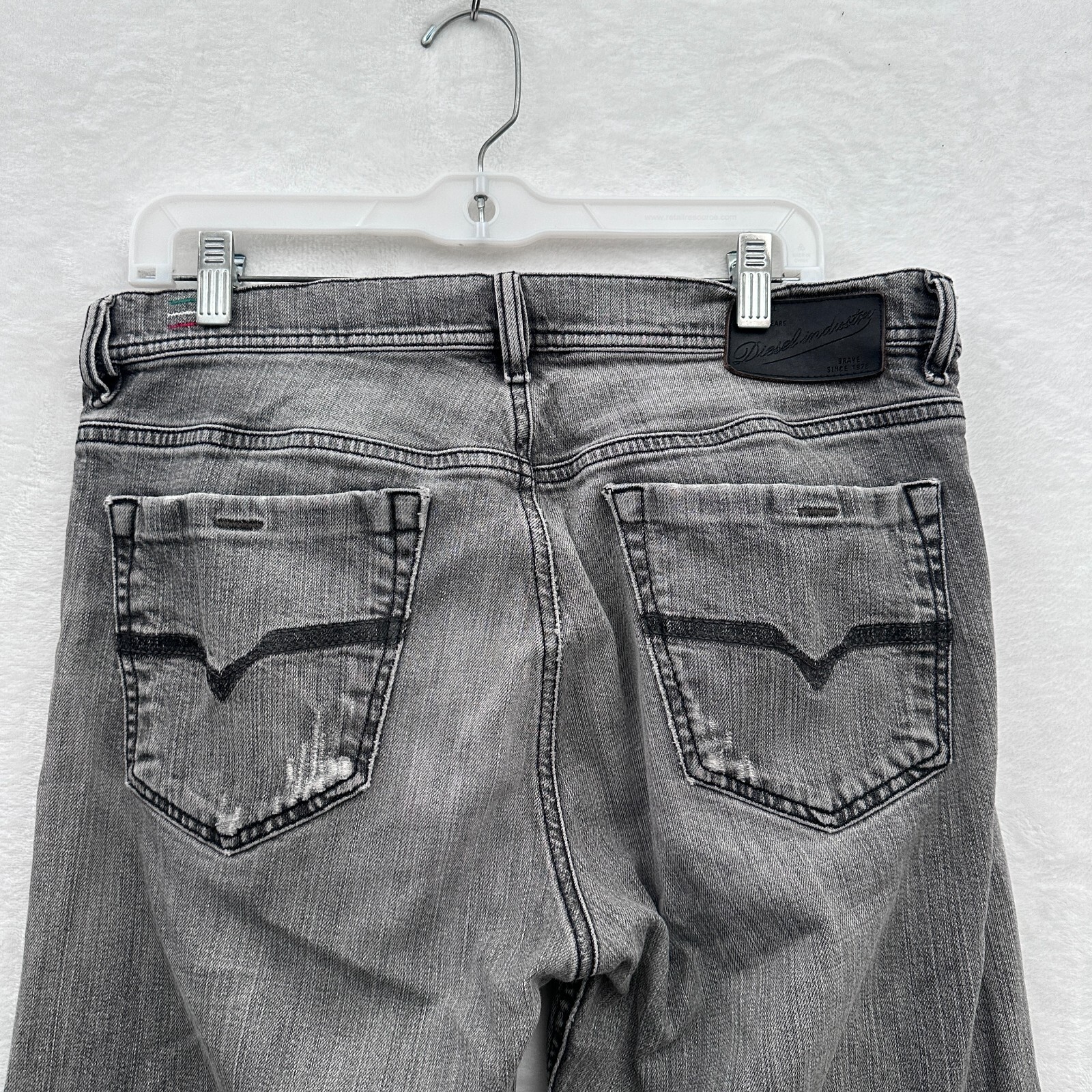 Diesel Jeans Mens 34x32 Gray Quratt Straight Leg Button Fly Made In
