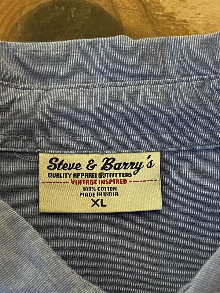 Camisa abotonada azul manga larga Steve & Barry’s inspirada vintage para hombre talla XL Foto 3 de 4