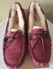 NEW UGG Women's 5612 Dakota Slippers, size 11, Boug