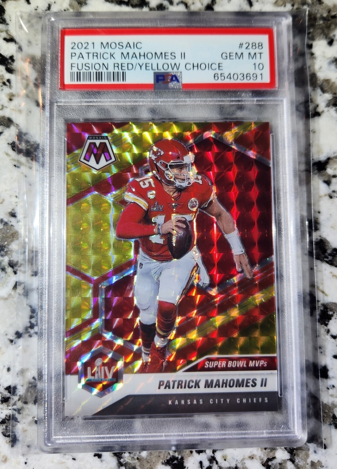 2021 Patrick Mahomes Mosaic Red / Yellow Fusion 🔥 /80 🔥 PSA 10 🔥