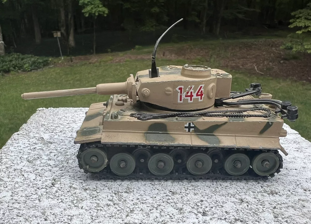 Corgi hotsell toys tanks