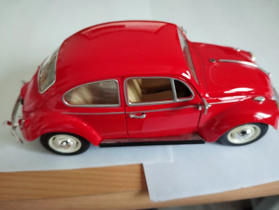 voiture miniature de collection 1/24 - VW Coccinelle 1967 rouge  - Photo 3/4