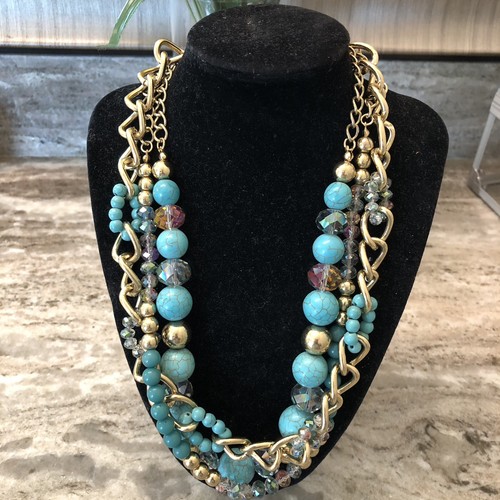 Collana multifilo colore turchese con perline sfaccettate trasparenti tono oro catena - Foto 2 di 7