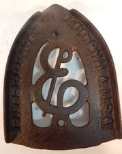 Enterprise M'fg. Co Phila USA Cast Iron Footed Sad Iron Rest /Trivet VGC
