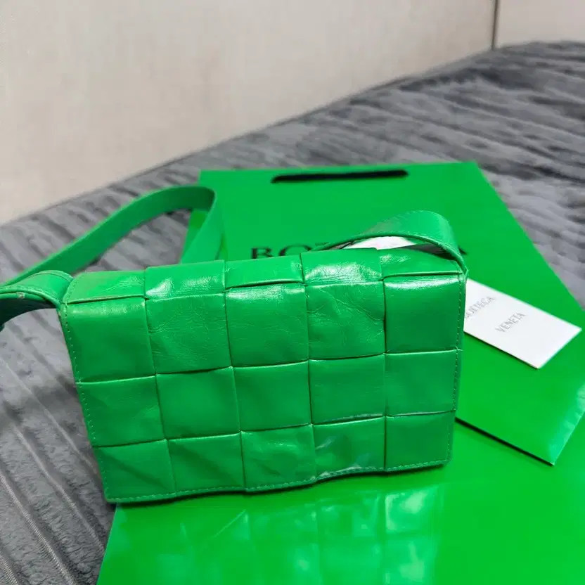 Bottega Veneta Small Leather Cassette Bag - Parakeet Green, Lightly Used thumbnail 2