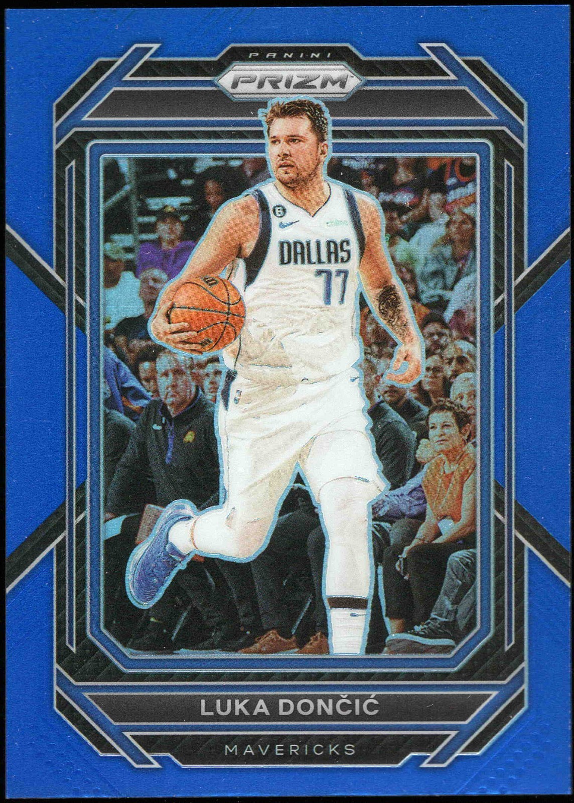 2022 Panini Prizm LUKA DONCIC #196 TRUE BLUE Numbered /199 - JERSEY COLOR MATCH