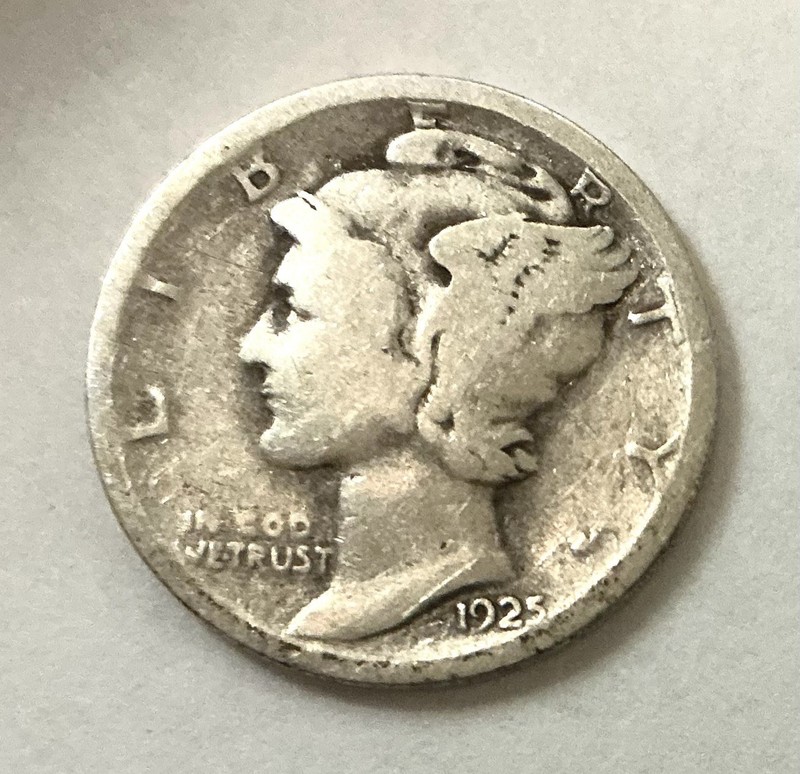 1925-S SILVER MERCURY DIME  Scarce Better Date. Melt Value $5.45