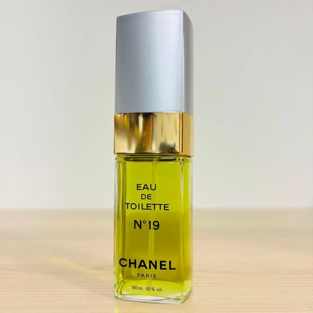Chanel No 19 by CHANEL Fragrances for Women for sale | eBay