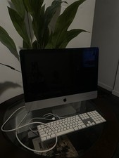 Apple iMac Desktop with Keyboard Combo