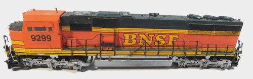 Pasamanos de latón locomotora diésel naranja y verde escala HO BNSF #9299 realista | Condition: Used