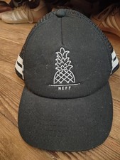 Neff youth snapback trucker hat - 2 stripes -EUC