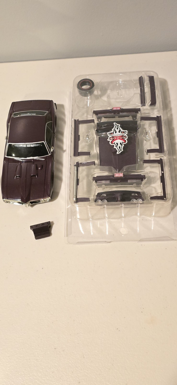 XMODS VINTAGE PONTIAC FIREBIRD BODY AND BODY KIT. 