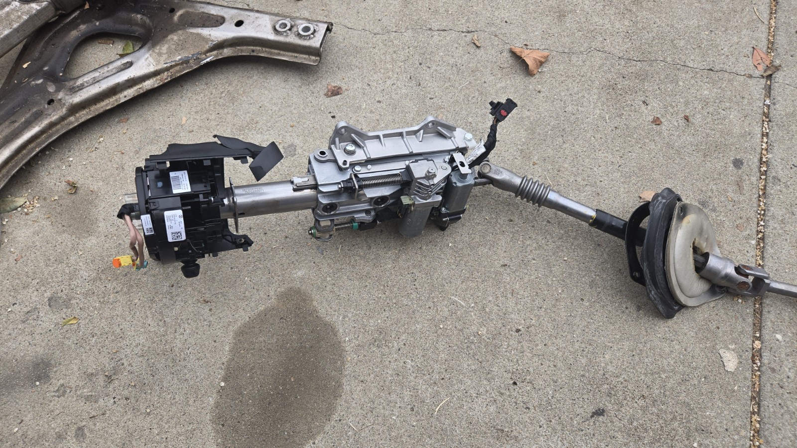 Maserati Ghibli 2014-2024 Steering column
