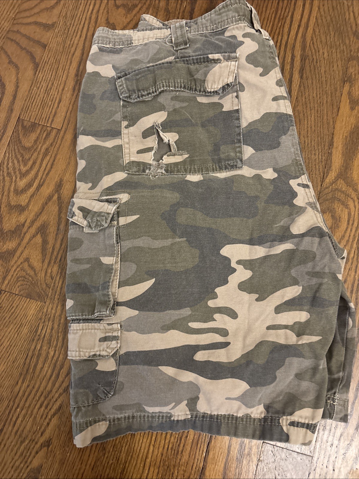 Old Mill Cargo Camo Drawstring Distressed Camouflage Utility Pockets  Shorts 34