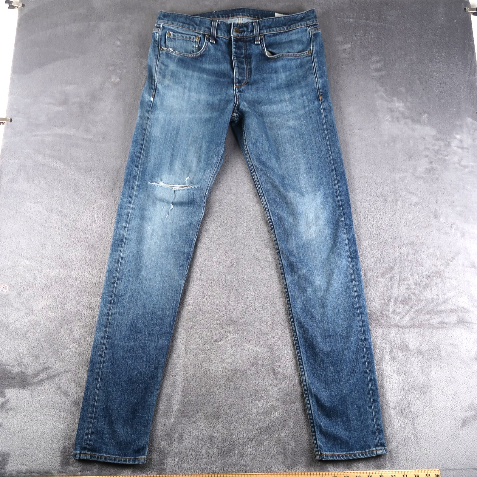 Linden Denim Size 32 (33.5x33) Style M1223k880lin