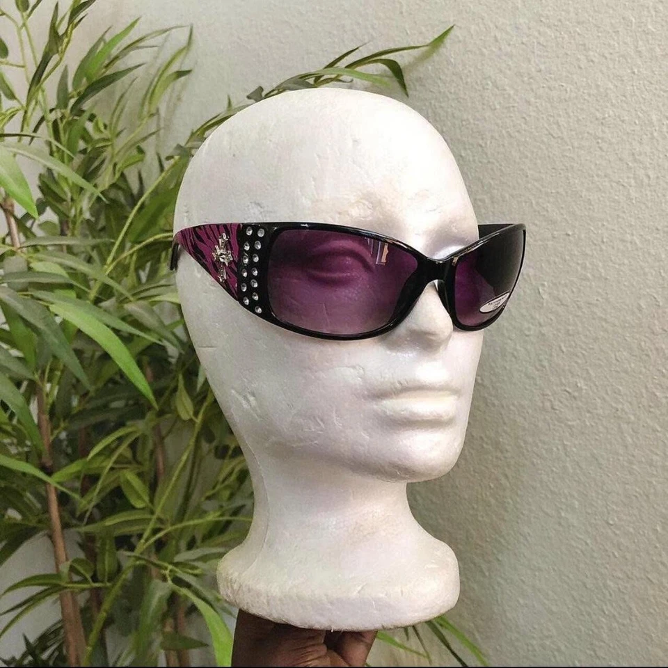 Gafas de sol cruzadas Y2K Mcbling Baddie Cyber Vixen de moda negras rosas Foto 4 de 4