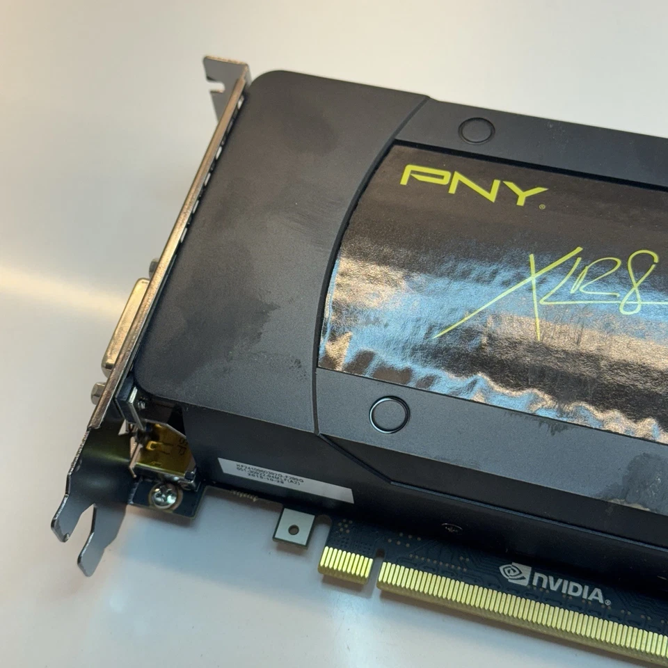 PNY GeForce GTX 960 4GB GDDR5 显卡 Aa53 — 第 2/4 张图片