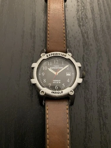 Vintage Timex Expedition T44082 Men’s WR50 Indiglo Watch