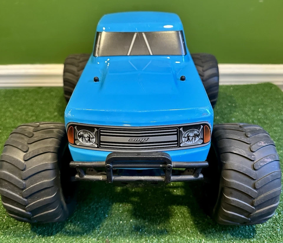ECX AMP Crush MT 2WD R/C Monster Truck - Brushed - 1/10 Scale - Runs Good - Image 3 of 4