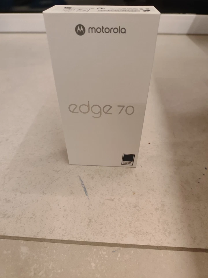 Motorola Edge 70 - 512GB - Graphite Grey  - Bild 2 von 4
