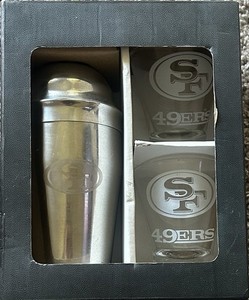 San Francisco 49ers Stainless Steel Shaker With Martini Glass Set