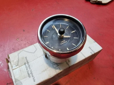 Uhr Quarz VDO Mercedes W108 W109 W114 W115 /8 0005420711 - Bild 1 von 4