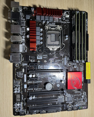 Mainboard GIGABYTE GA-Z97X-Gaming 3 Intel Z97 ATX Sockel 1150 + 16 GB DDR 3 RAM