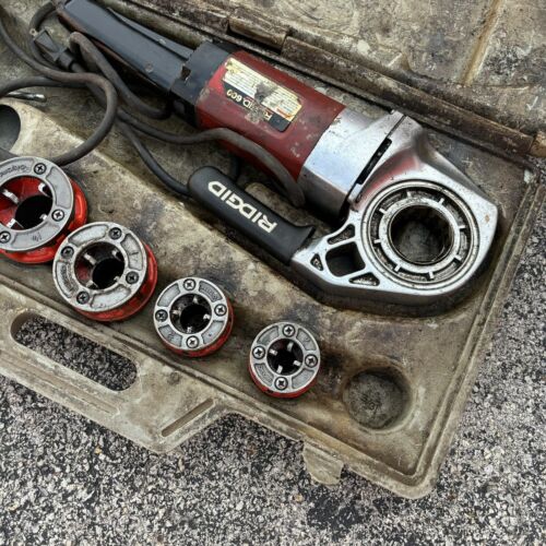 Ridgid 600 Handheld Electric Pipe Threader Threading Machine W Clamp, Dies, Case - Picture 17 of 22