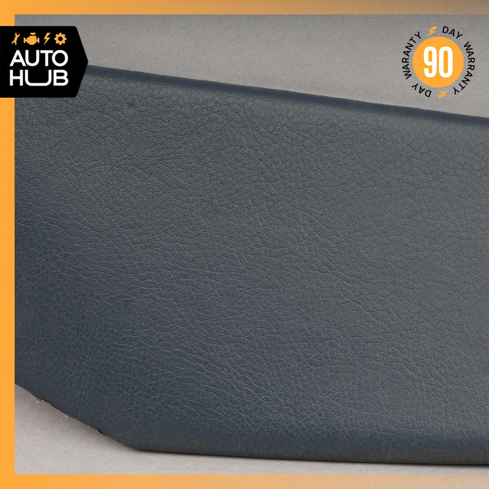 08-19 Maserati GranTurismo S Center Console Armrest Storage Panel Trim Right OEM