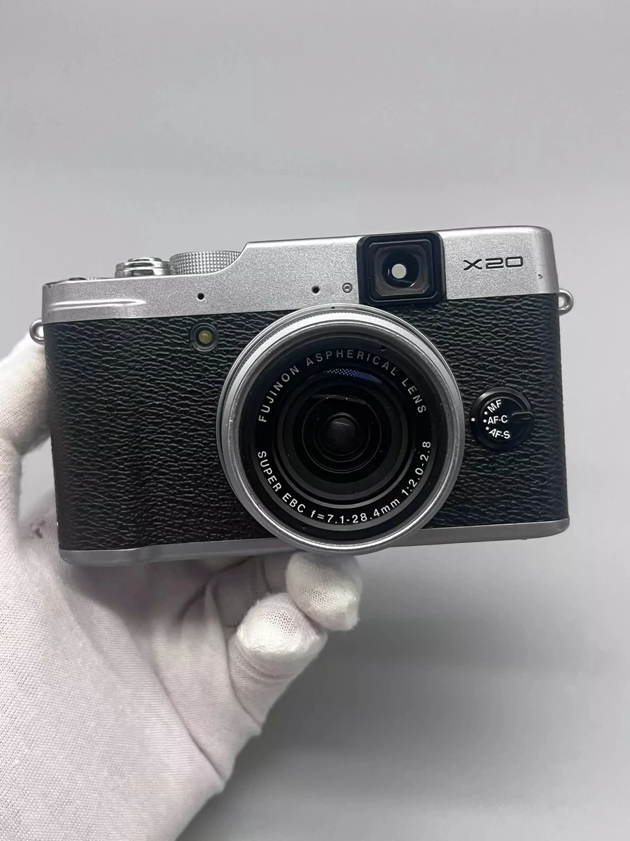 Fujifilm Fuji X Series X20 12.0MP 4x Zoom Compact Digital