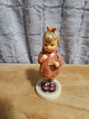 Goebel Hummel WHAT'S THAT FIGURINE #1039 Hum 488 CLUB FIGURE