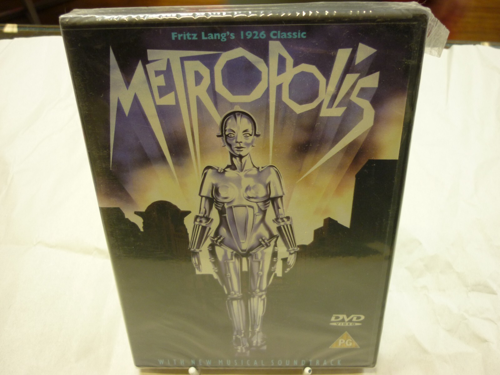 METROPOLIS DIRECTOR'S CUT (DVD) Brigitte Helm  (With New Score) [DL]