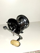 Penn  Reels, Long Beach 67 Vintage Fishing Reel. 4/0 size. Vintage. U.S.A Made.